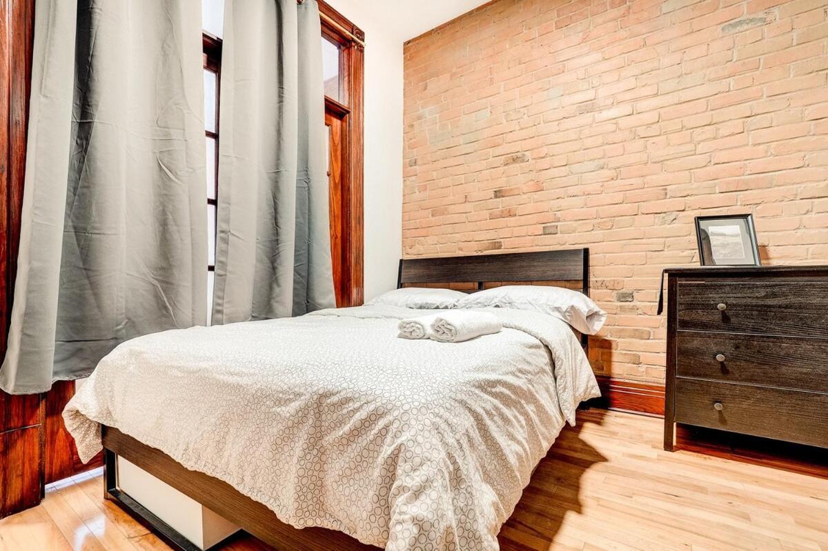 Great 3b Unit On Saint-urbain Apartment Montreal