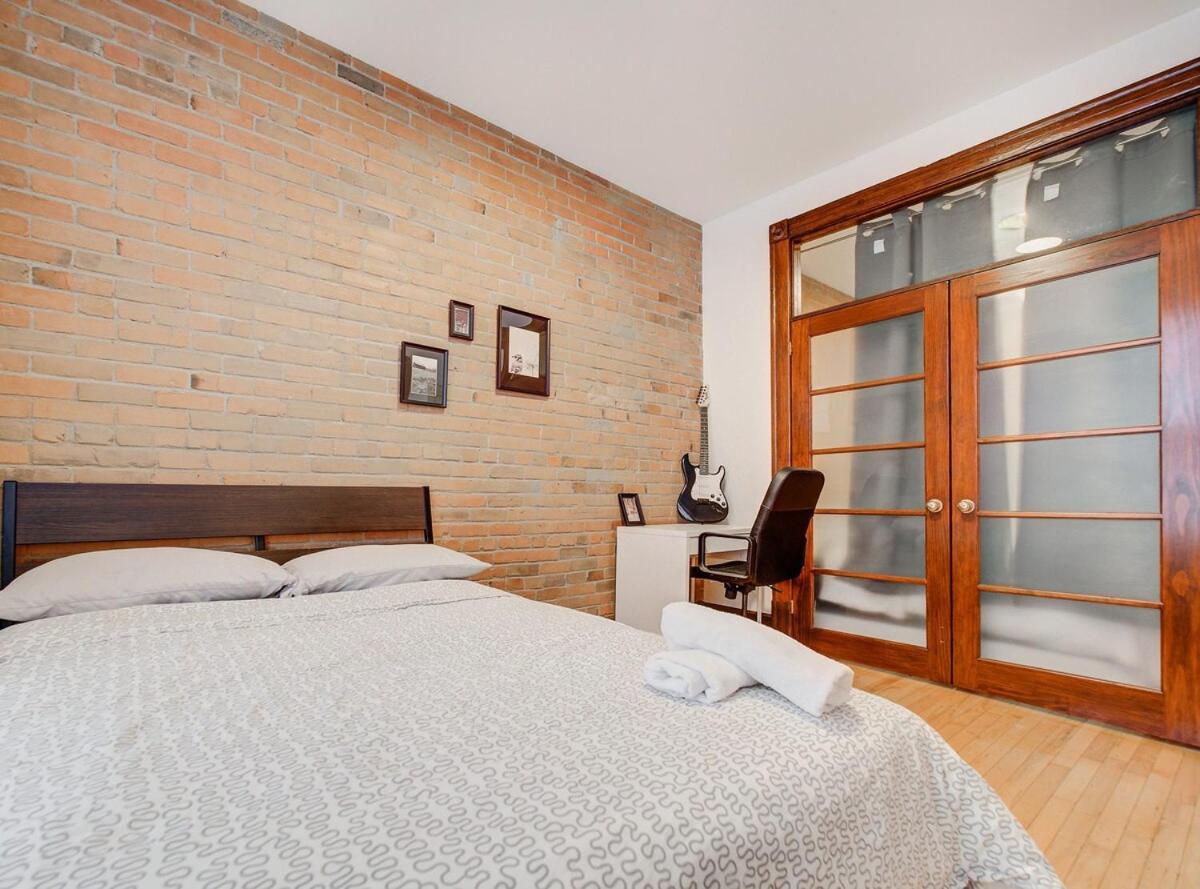 Apartment Great 3b Unit On Saint-urbain Montreal